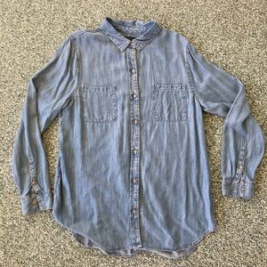 Banana Republic Boyfriend Fit Denim button up